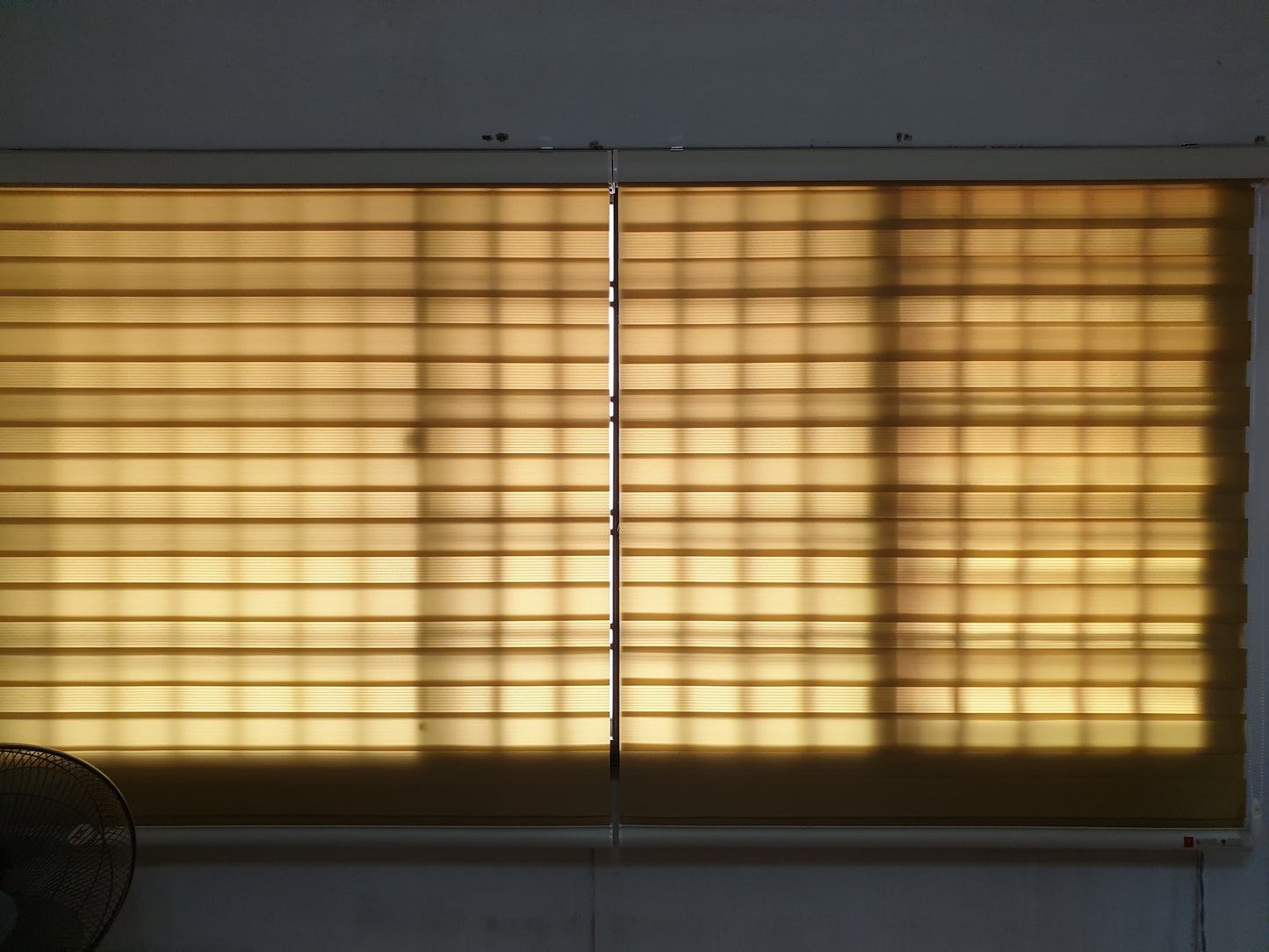 Korean Combi Blind - Gold